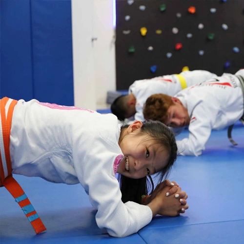Rodrigo Gracie jiu-jitsu classes for Teens